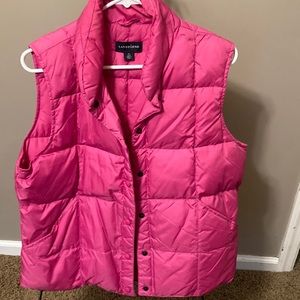 Woman’s Medium Lands End Puffer vest